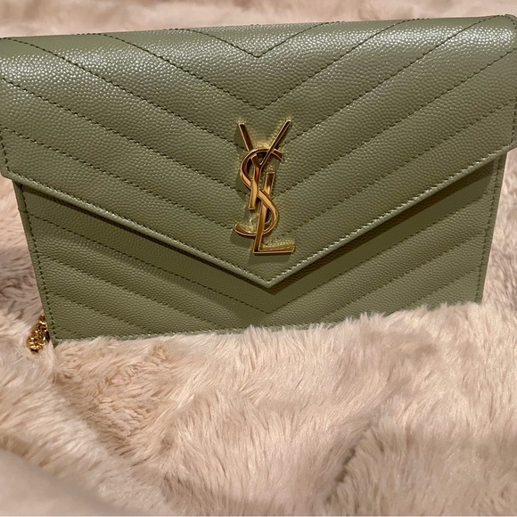 Small YSL Envelope Flap Wallet on Chain - Picture 2 of 10